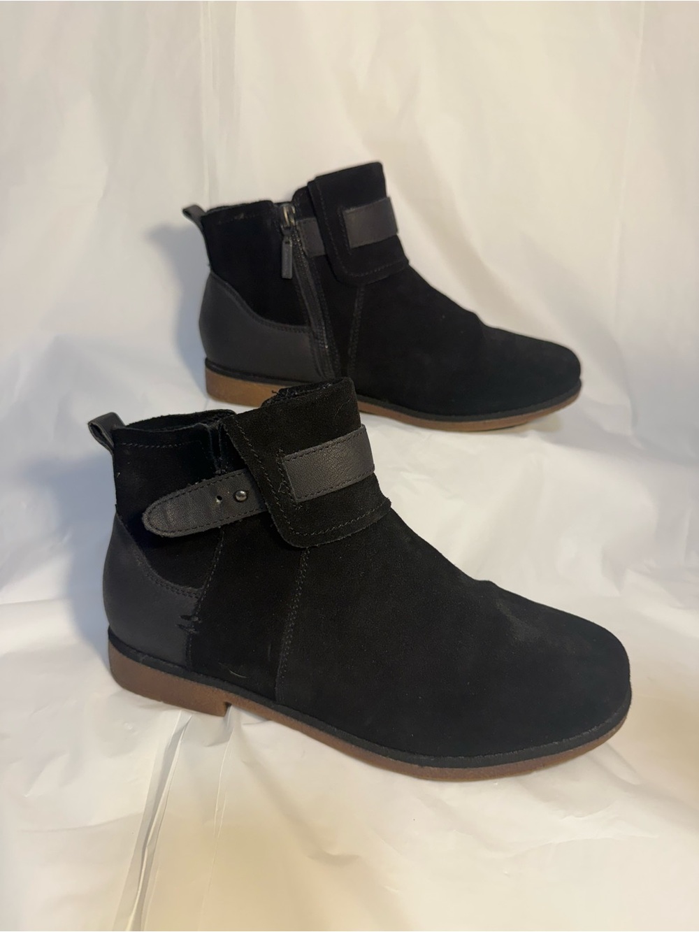 Bearpaw Solstice Boots Womens US Size 8 Ankle Bootie 2123W SUEDE/FAUX LEATHER